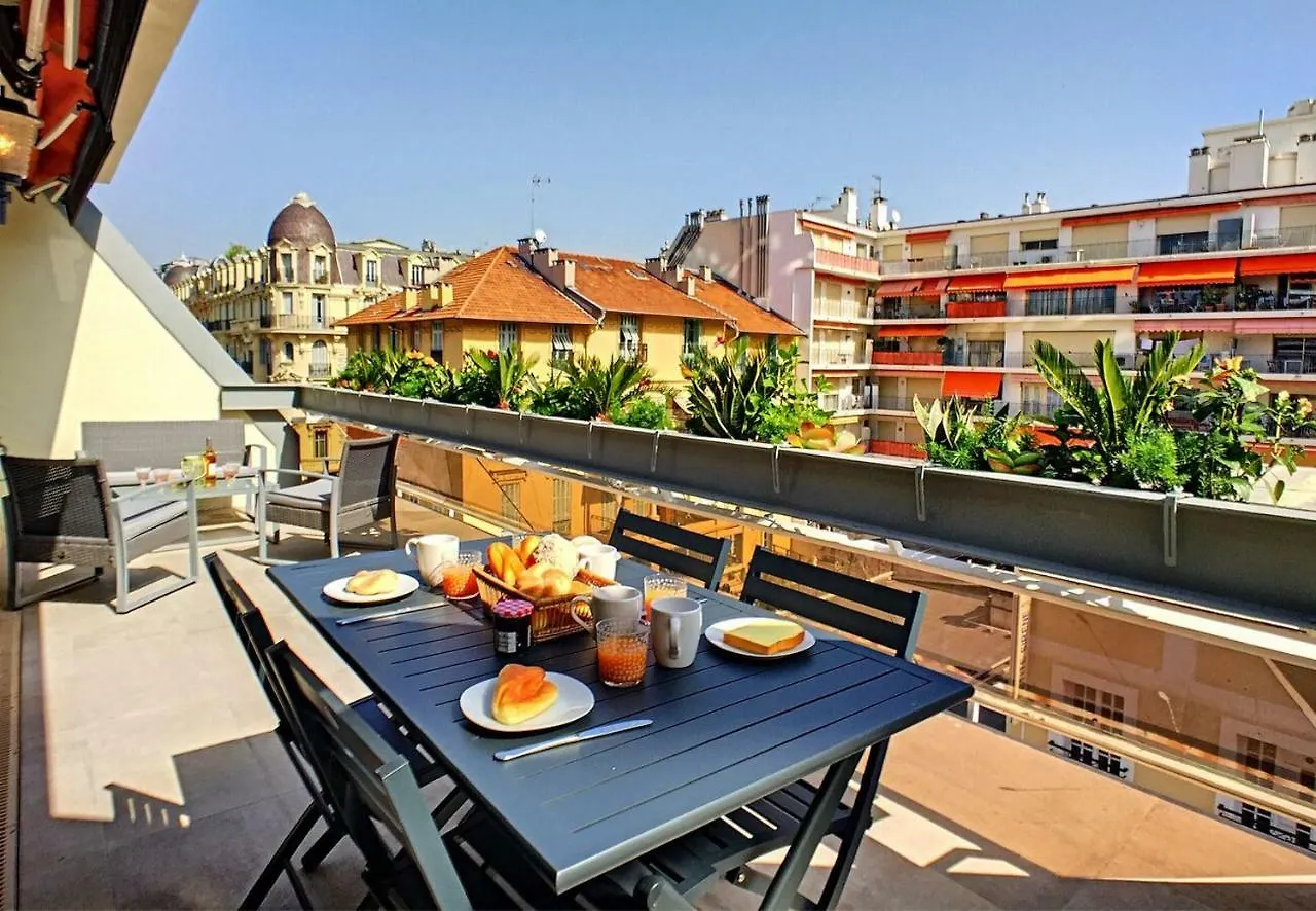 Nestor&Jeeves - Diamond Bay Terrace - Central - Close Sea Nice Apartment