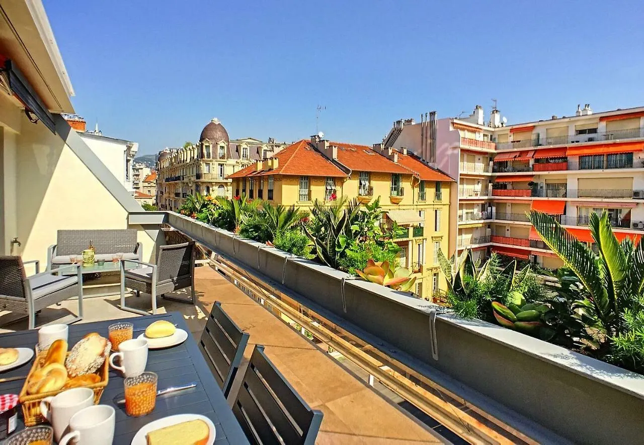 Nestor&Jeeves - Diamond Bay Terrace - Central - Close Sea Nice Apartment